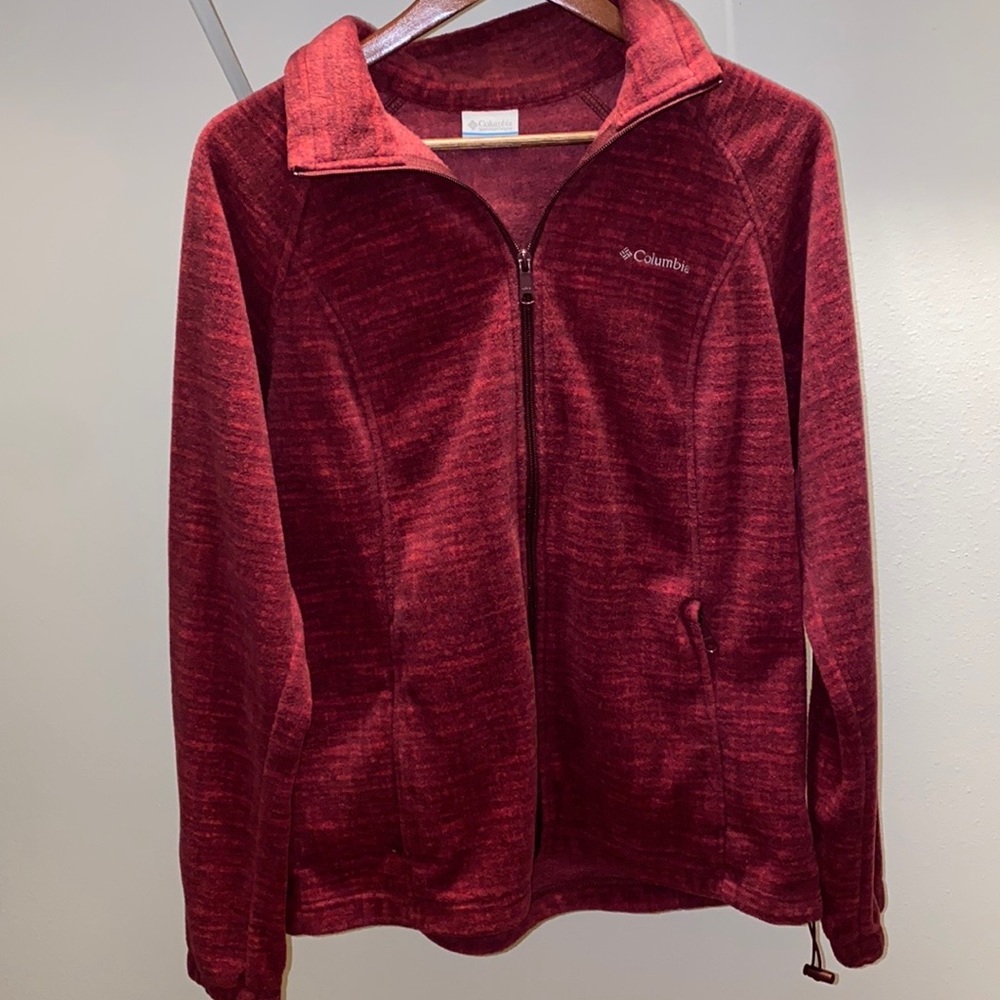 Like New Red Columbia Sweater